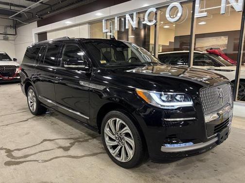2022 Lincoln Navigator Reserve
