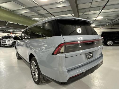 2025 Lincoln Navigator Reserve