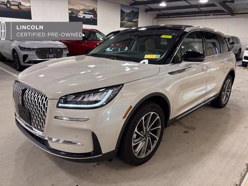 Ceramic Pearl Metallic Tri-Coat 2024 Lincoln Corsair Premiere