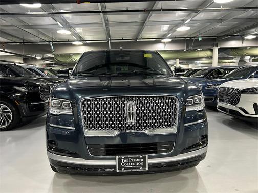 2022 Lincoln Navigator Reserve