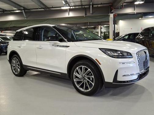 2024 Lincoln Corsair Premiere