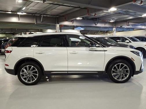 2024 Lincoln Corsair Premiere