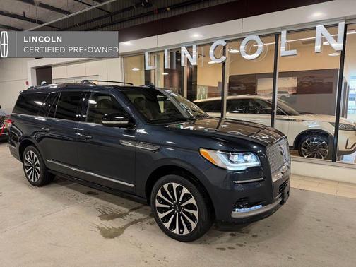 FLIGHT BLUE 2022 Lincoln Navigator Reserve
