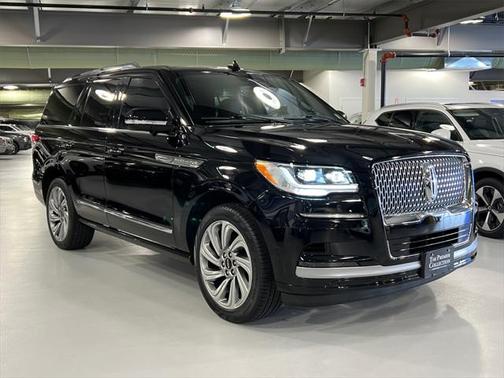 2022 Lincoln Navigator Reserve