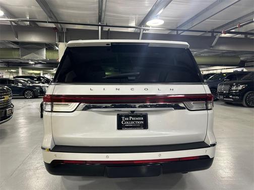 2023 Lincoln Navigator Reserve