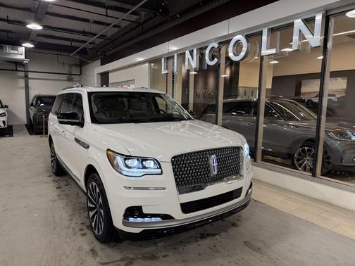 2023 Lincoln Navigator Reserve