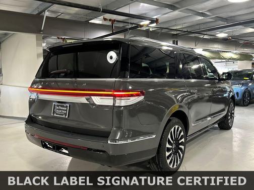 2024 Lincoln Navigator Black Label