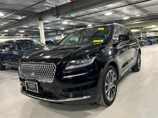 2022 Lincoln Nautilus Reserve