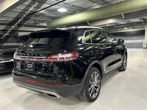 2022 Lincoln Nautilus Reserve