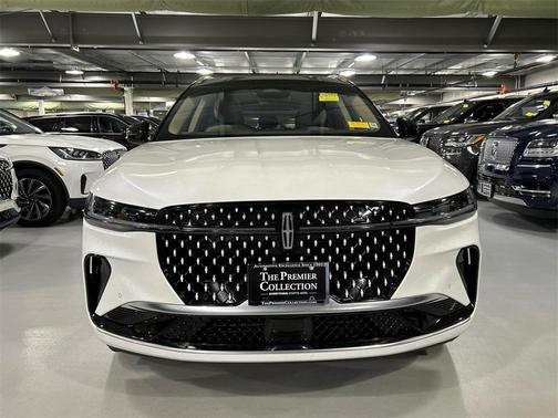 2024 Lincoln Nautilus Reserve