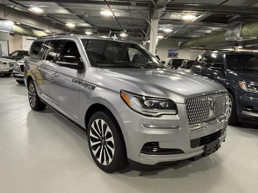 2023 Lincoln Navigator Reserve