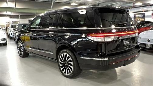 2022 Lincoln Navigator Black Label