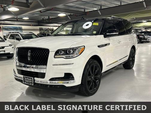 PRISTINE WHITE METALLIC 3C 2022 Lincoln Navigator Black Label