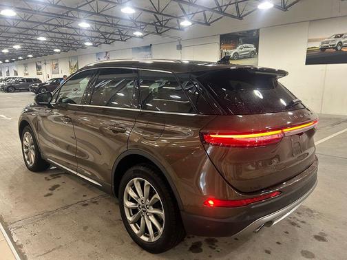 Bronze Smoke Metallic Premium Colorant 2022 Lincoln Corsair Standard