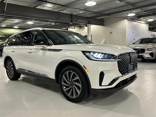 2025 Lincoln Aviator Premiere