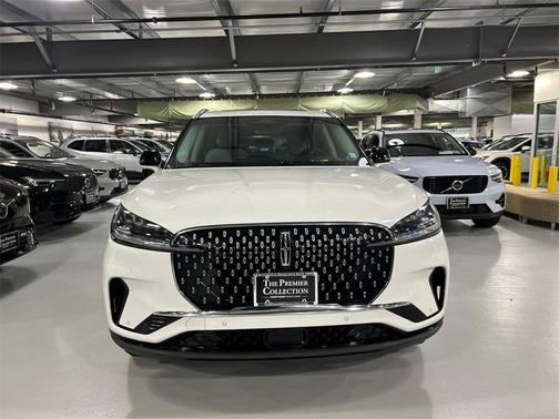 2025 Lincoln Aviator Premiere