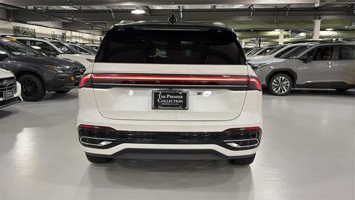 2025 Lincoln Nautilus Reserve