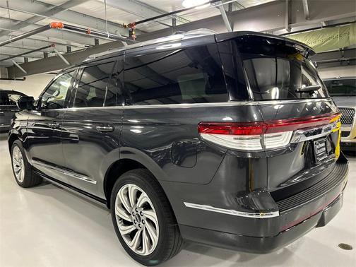 2022 Lincoln Navigator Reserve