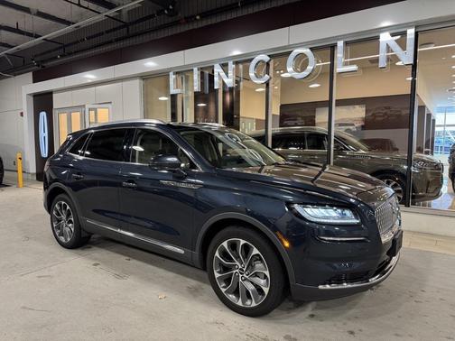 2022 Lincoln Nautilus Reserve