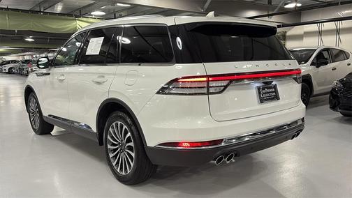 2022 Lincoln Aviator Standard AWD