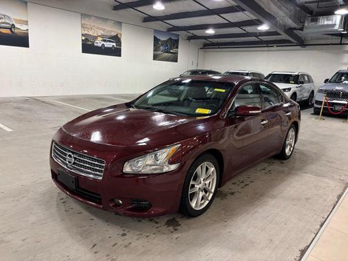 Tuscan Sun 2010 Nissan Maxima SV