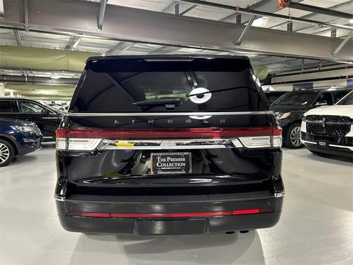 2023 Lincoln Navigator Black Label