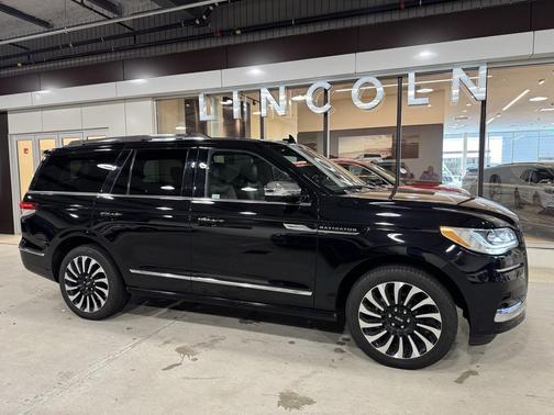 2023 Lincoln Navigator Black Label