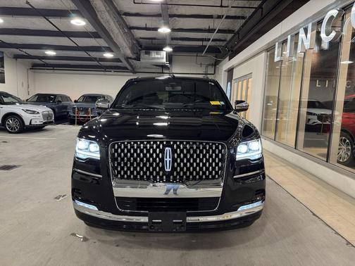 2023 Lincoln Navigator Black Label