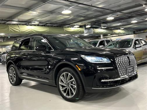 2025 Lincoln Corsair Premiere