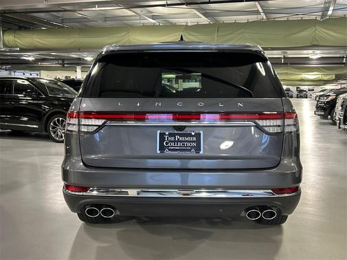 2023 Lincoln Aviator Standard AWD