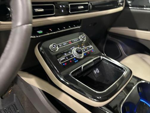 2023 Lincoln Navigator Black Label
