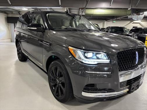 2023 Lincoln Navigator Black Label