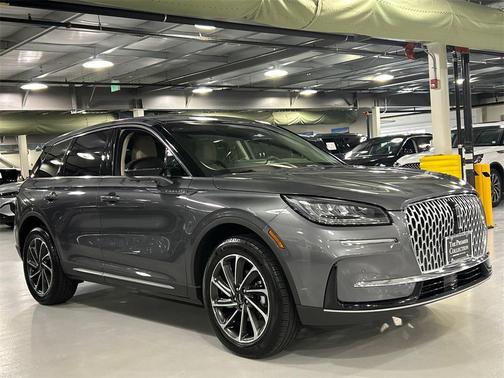 2023 Lincoln Corsair Standard