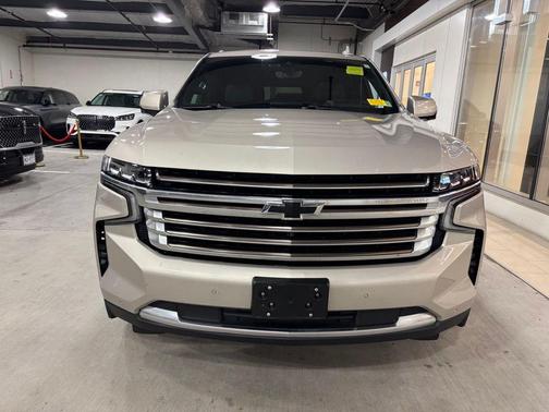 Empire Beige Metallic 2021 Chevrolet Tahoe 4WD High Country