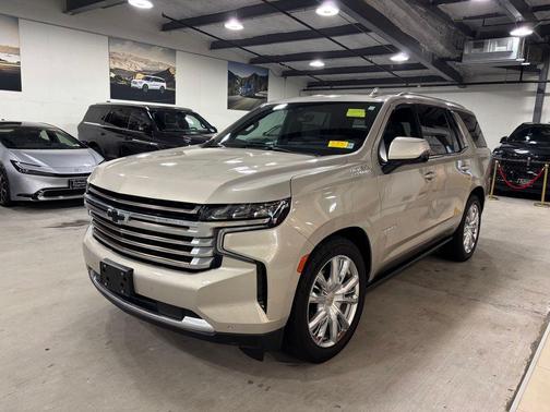 Empire Beige Metallic 2021 Chevrolet Tahoe 4WD High Country