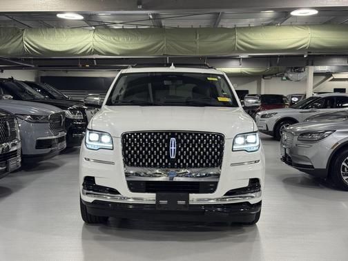 2023 Lincoln Navigator Black Label