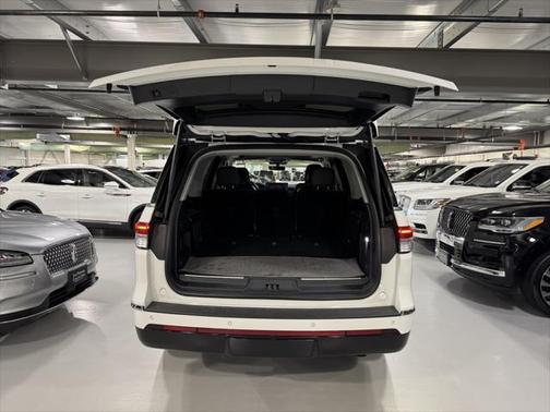 2023 Lincoln Navigator Black Label