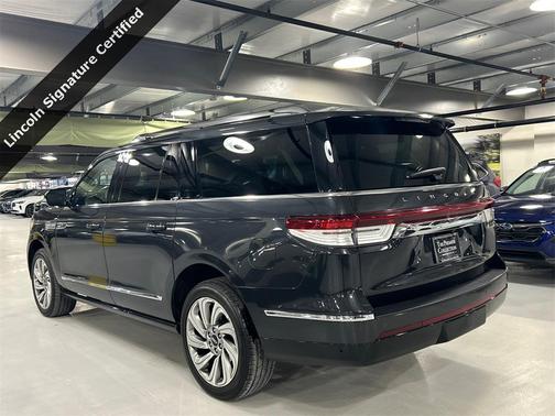 2023 Lincoln Navigator Reserve