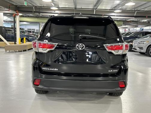 2015 Toyota Highlander LE