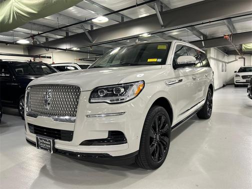 2023 Lincoln Navigator Reserve
