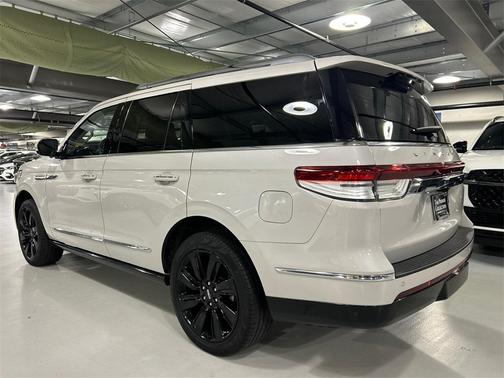 2023 Lincoln Navigator Reserve
