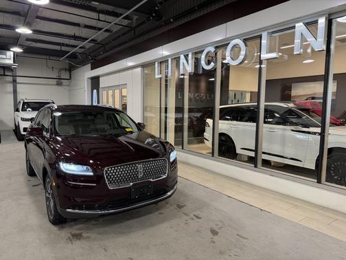 2023 Lincoln Nautilus Reserve