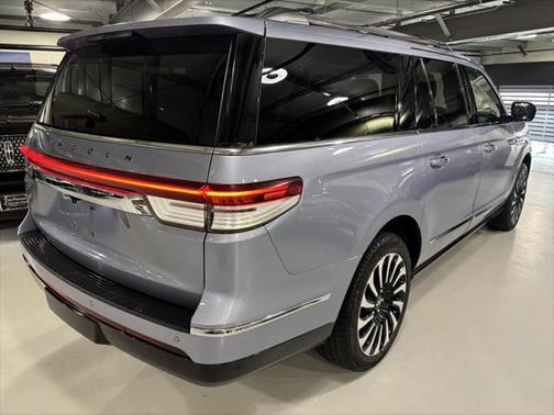 2023 Lincoln Navigator Black Label