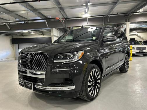 2023 Lincoln Navigator Black Label