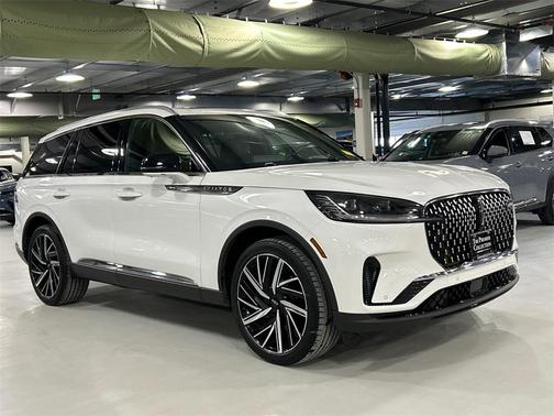 2025 Lincoln Aviator Reserve AWD