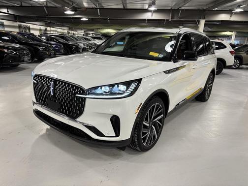 2025 Lincoln Aviator Reserve AWD