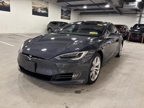 2017 Tesla Model S 90D