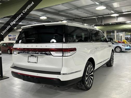 2023 Lincoln Navigator Reserve