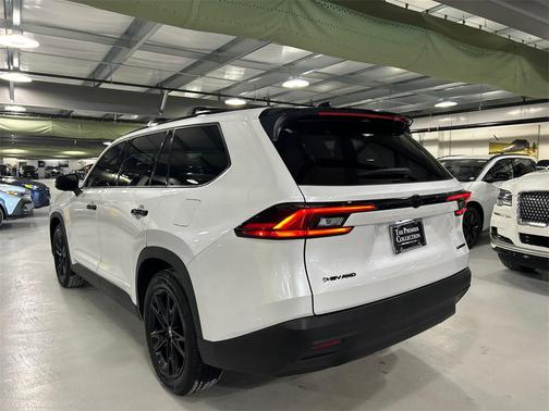 2025 Toyota Grand Highlander Hybrid Nightshade Edition