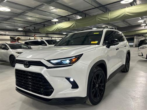 2025 Toyota Grand Highlander Hybrid Nightshade Edition